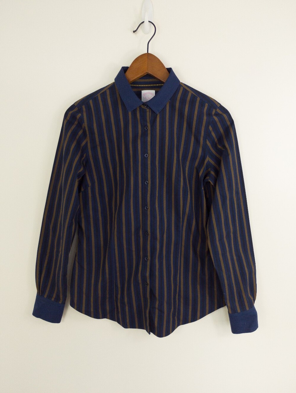 Brooks Brothers Women Size 2 Tailored Fit Non Iron Stretch Striped Shirt Navy